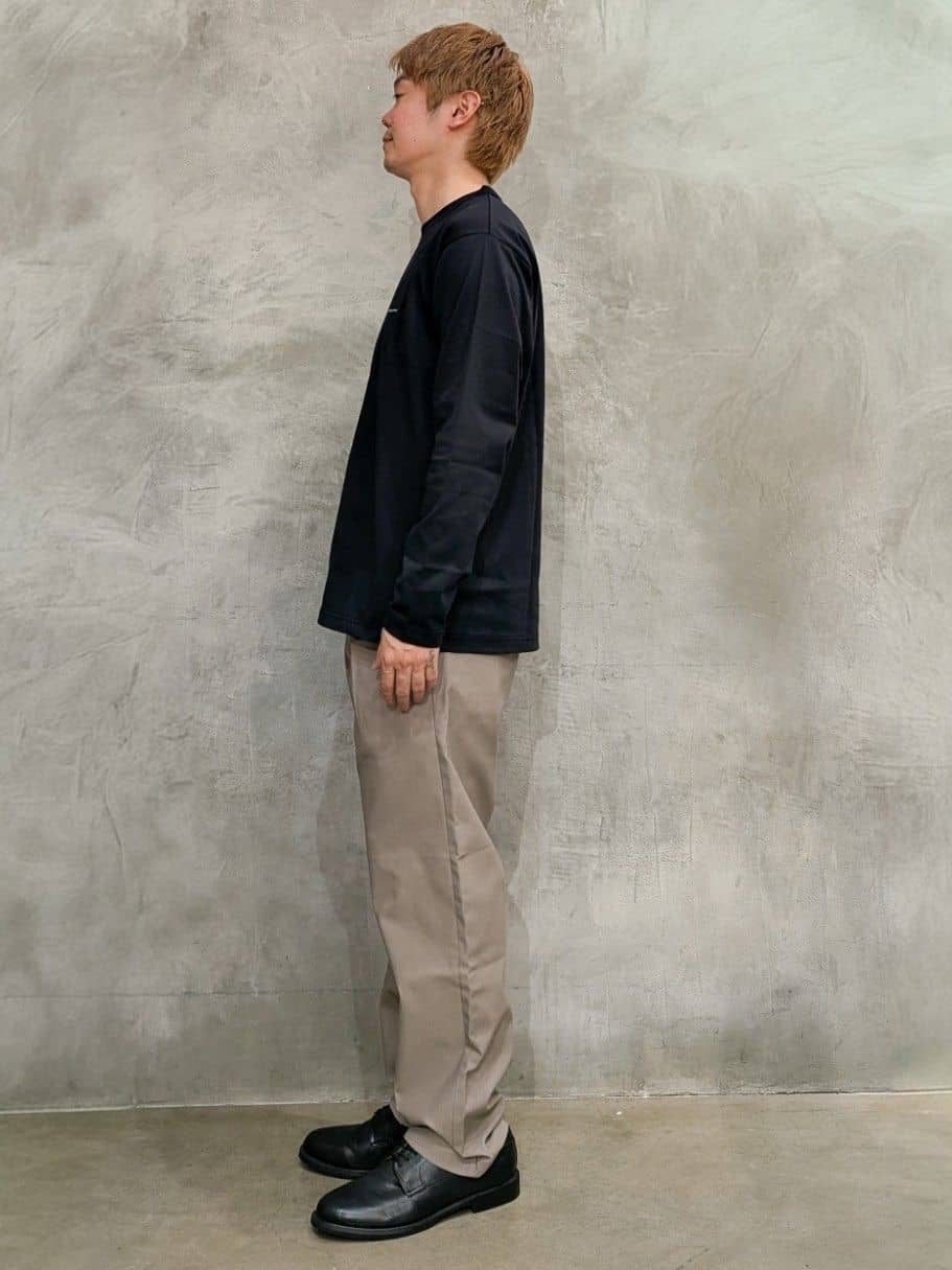 daiさんの「THE SHOP TK｜【スタイルを選ばず着られる】ワンポイント 長袖Tシャツ 洗濯機OK/UVカット/毛玉になりにくい」を使ったコーディネート