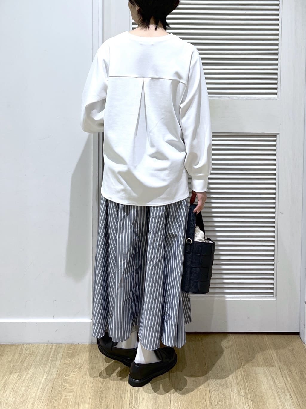 Miyazakiさんの「Dessin｜【体型カバー/レイヤード/洗える】ジョーゼットプルオーバーブラウス」を使ったコーディネート