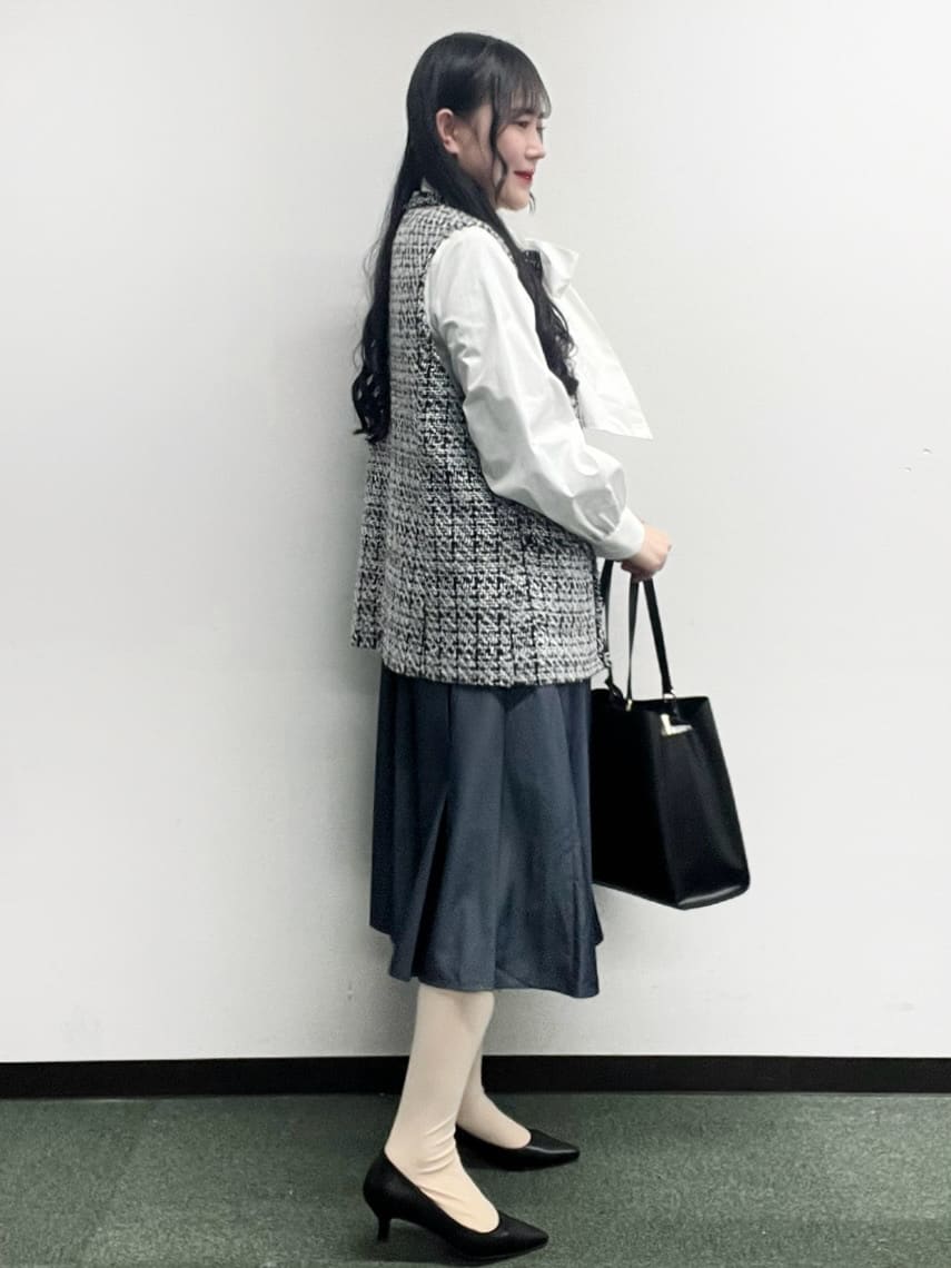 Hitomiさんの「index｜《通勤対応》ボウタイシャツブラウス【洗濯機OK】」を使ったコーディネート