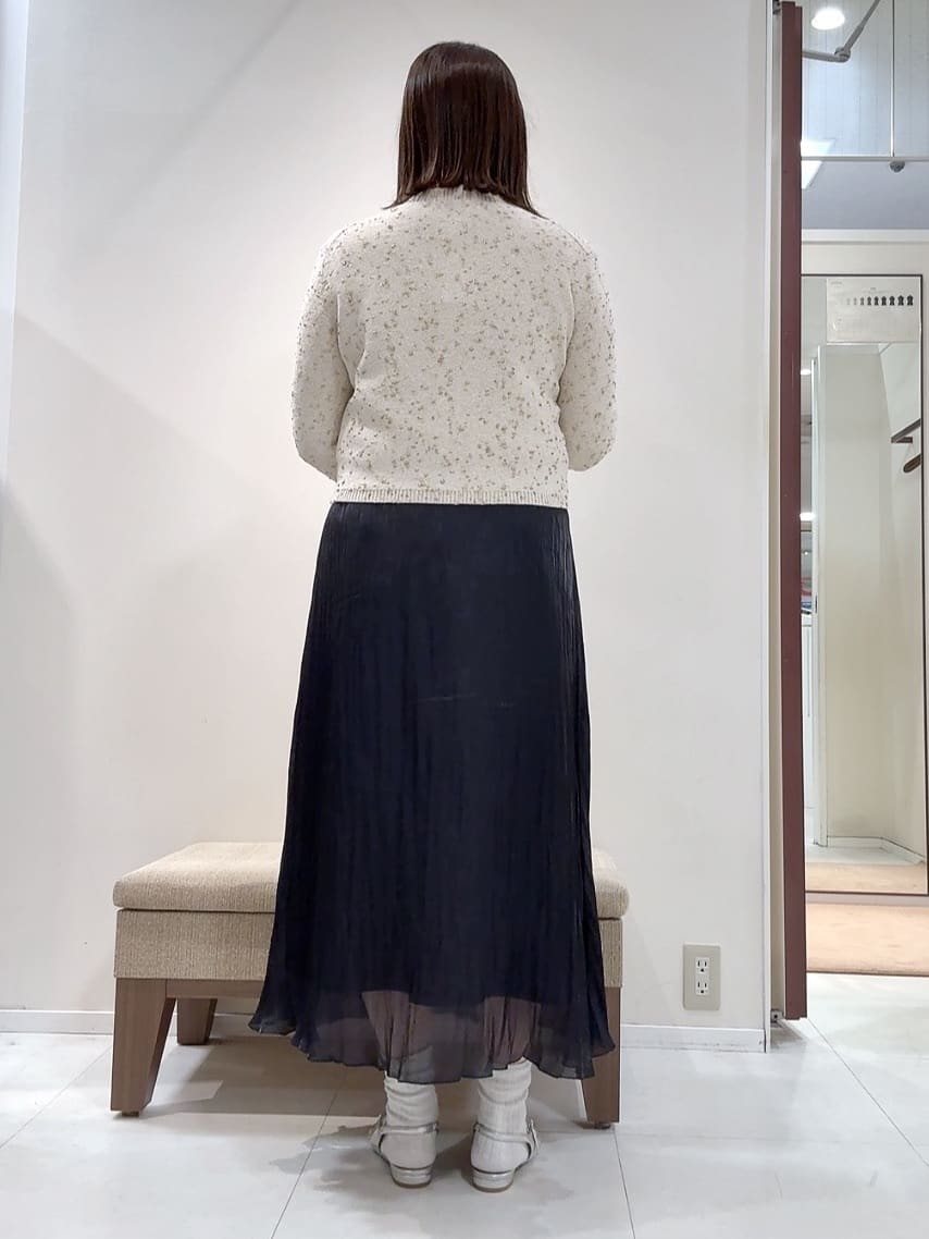 YUIさんの「UNTITLED｜◆【セレモニー/定番人気】ハイネックフリル ブラウス」を使ったコーディネート
