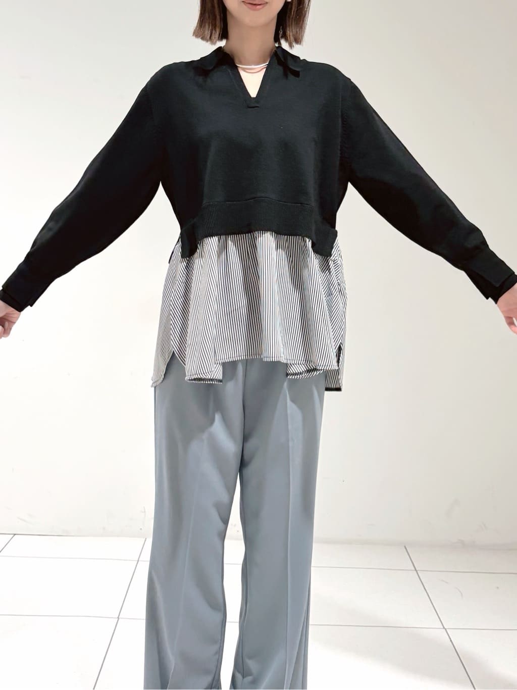 shioriさんの「INDIVI｜ペプラムドッキングニット」を使ったコーディネート