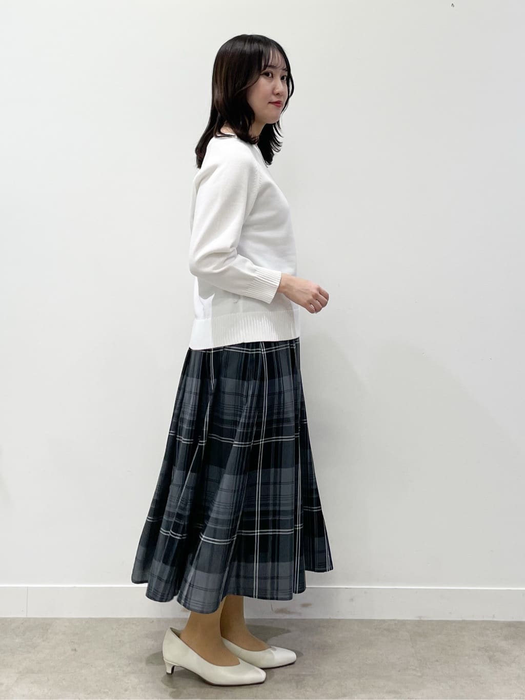 yukariさんの「Dessin｜【洗える】コットンVネックニット」を使ったコーディネート