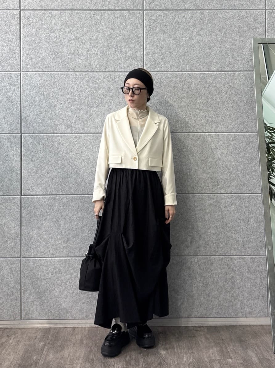 kotakiさんの「INDIVI｜クロップドジャケット」を使ったコーディネート