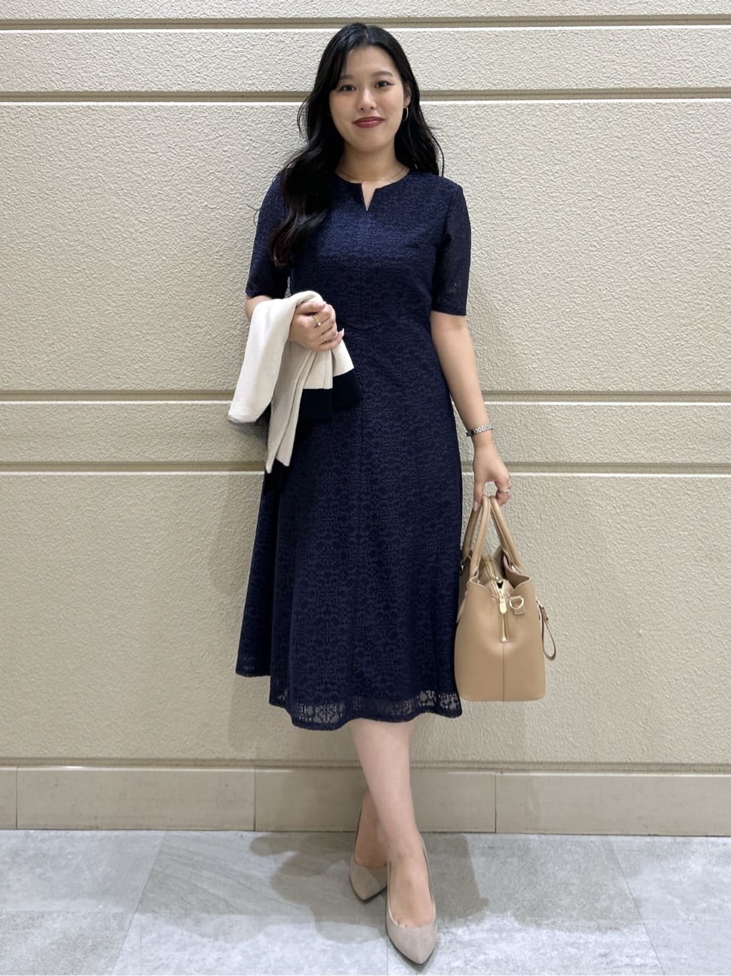 Momokaさんの「COUP DE CHANCE｜【手洗い可／日本製／360&deg;シリーズ】ラッセルレースワンピース」を使ったコーディネート