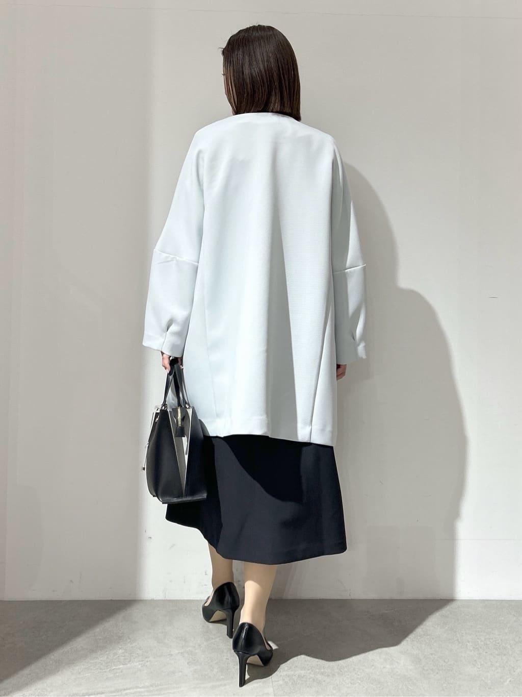 NAKAさんの「OPAQUE.CLIP｜フォルムスリーブミドルコート【洗濯機OK】」を使ったコーディネート