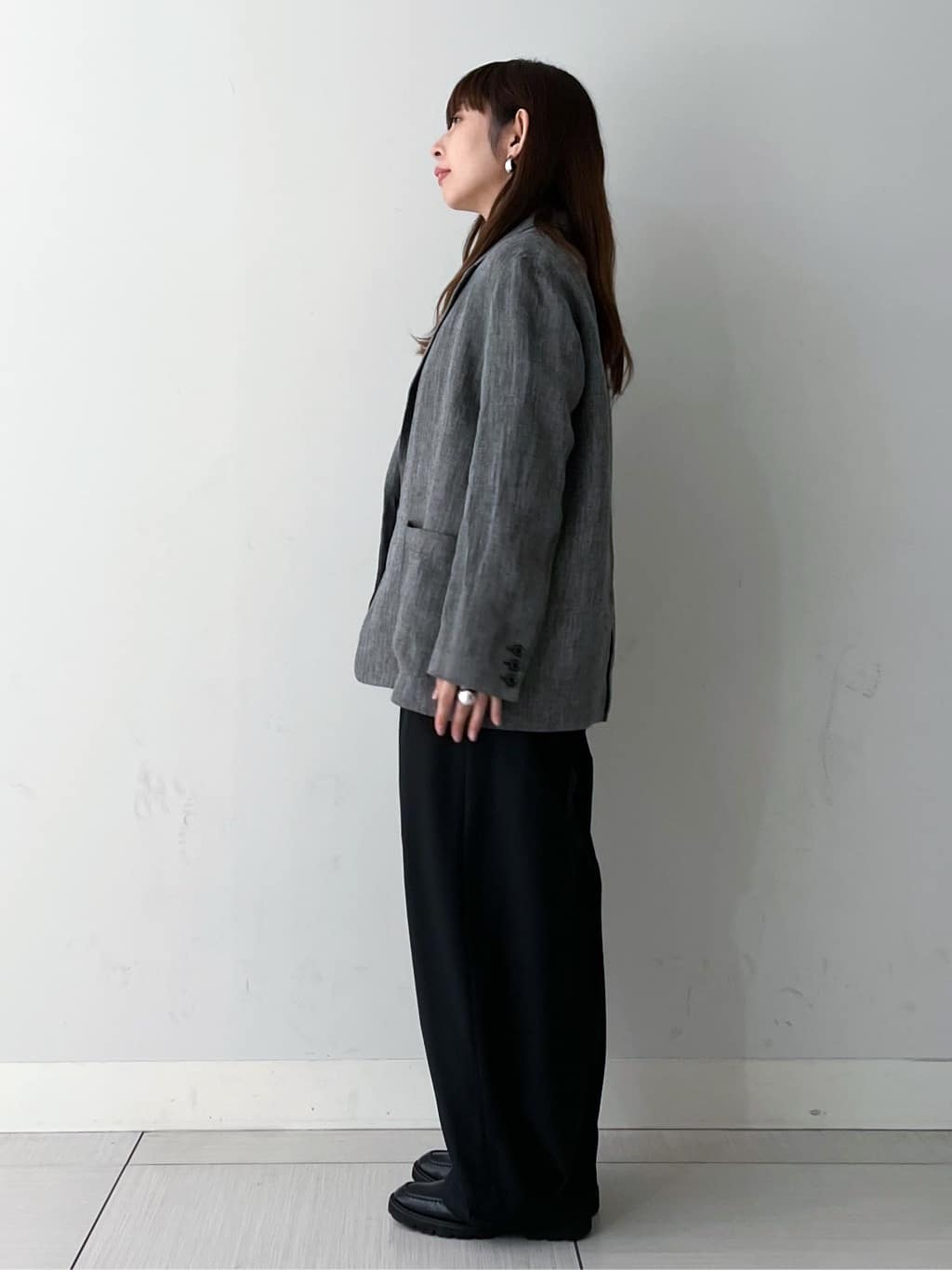 じゅんさんの「DRESSTERIOR｜【接触冷感/ウォッシャブル/otonaMUSE5月号掲載】カービーカーゴパンツ」を使ったコーディネート