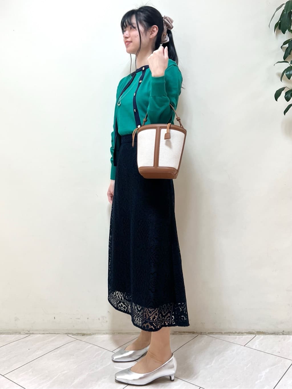 yanaさんの「Reflect｜【アンサンブル可】バイカラーカーディガン」を使ったコーディネート