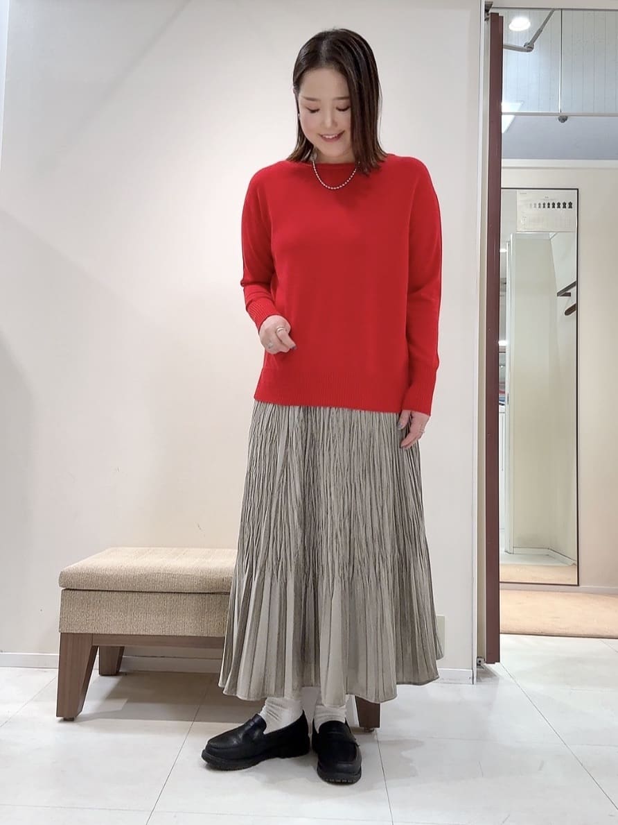 YUIさんの「UNTITLED｜【8色展開/体型カバー】魅せるタイムレスニット」を使ったコーディネート