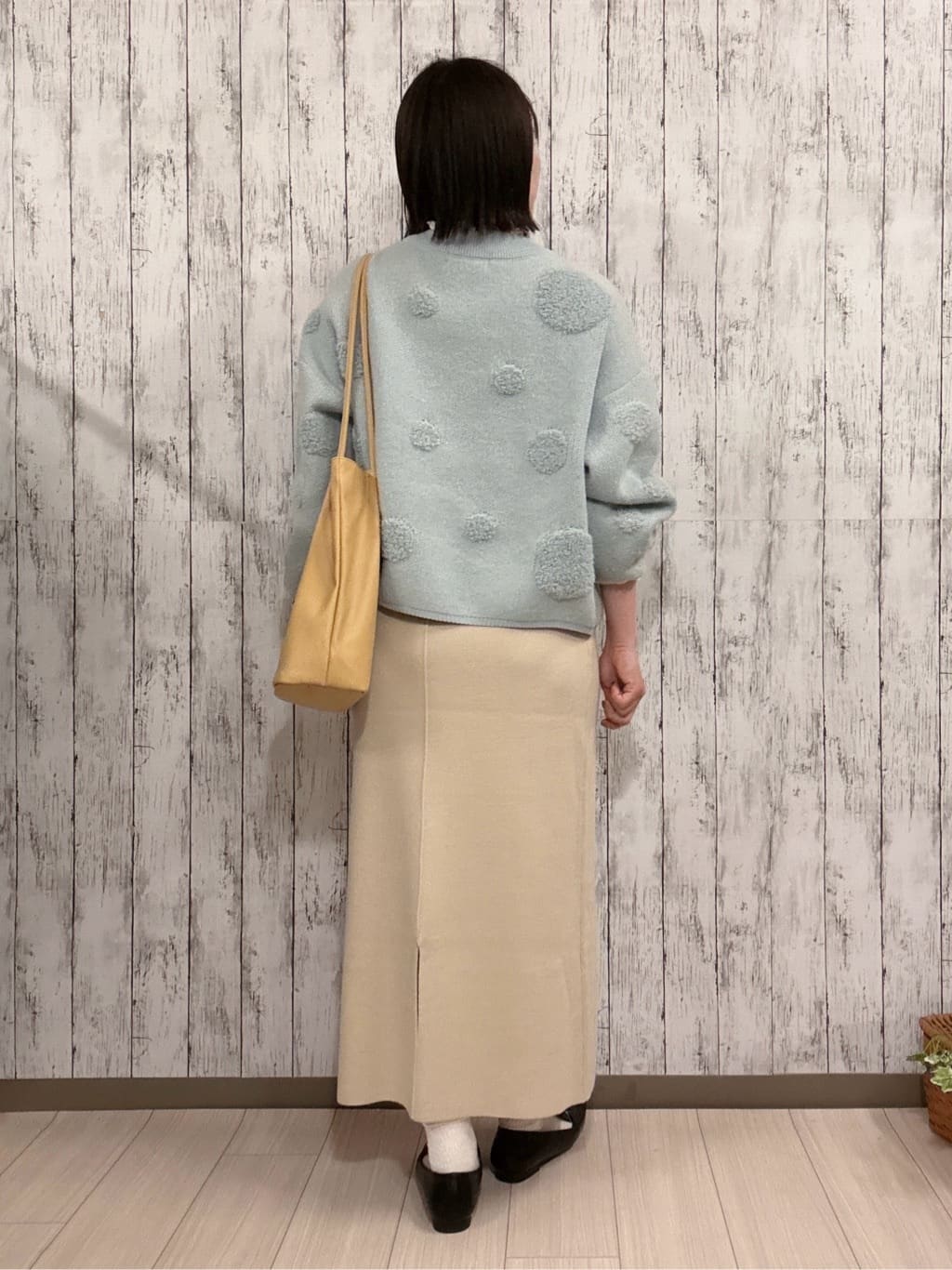 シカさんの「SHOO･LA･RUE｜【洗濯機可/S-LL】ほどよいゆとりの もちっとやわらかリブニット」を使ったコーディネート