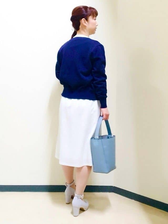 花さんの「Reflect｜【アンサンブル可】バイカラーカーディガン」を使ったコーディネート