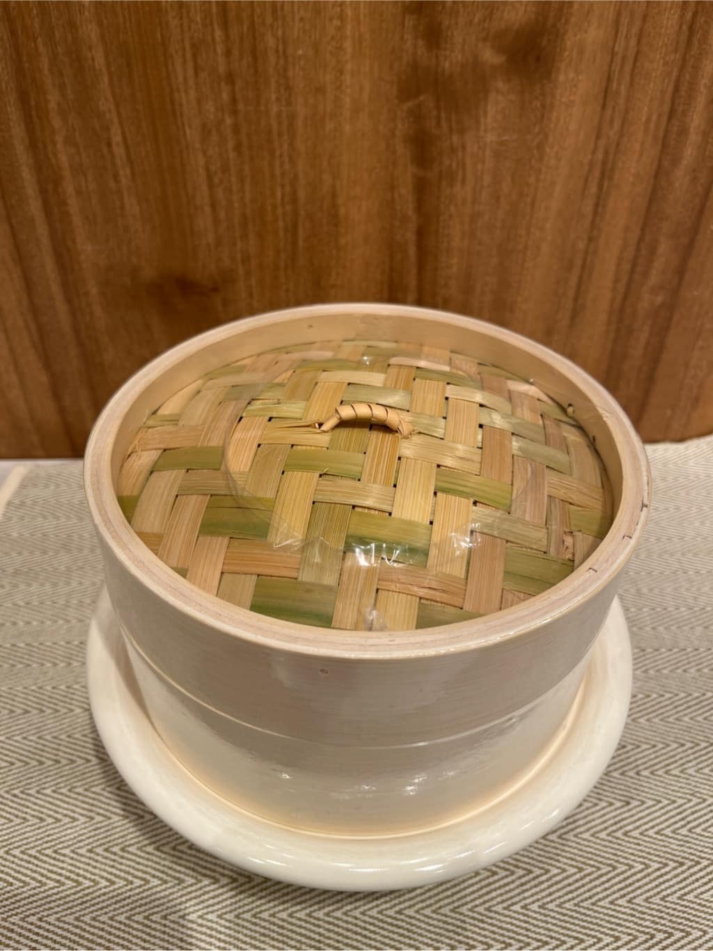 アリオ川口さんの「212 KITCHEN STORE｜ココナベせいろセット 小 WH ＜野田琺瑯 ＞」を使ったコーディネート