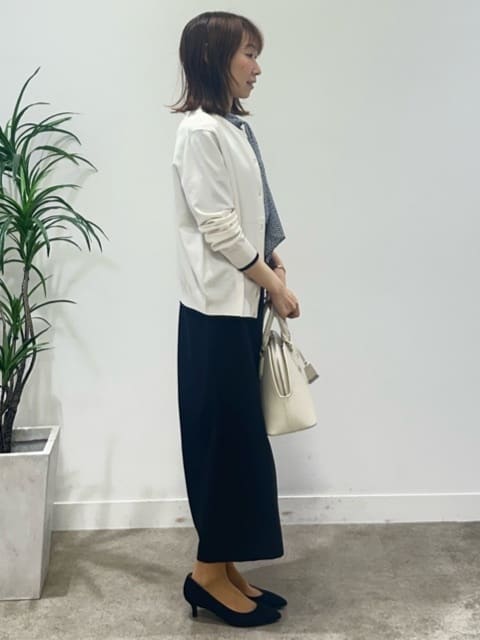 Miwaさんの「UNTITLED｜【通勤/オフィス】ジオメ柄ボウタイブラウス」を使ったコーディネート