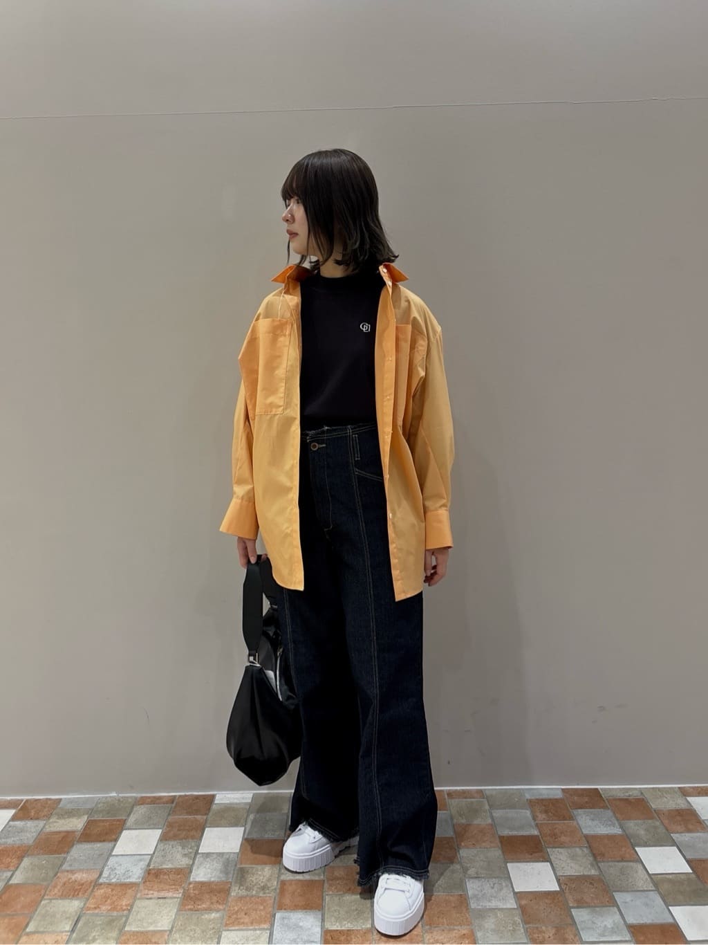みゆさんの「INDIVI｜【PUMA】ウィメンズ メイズ レザー スニーカー」を使ったコーディネート