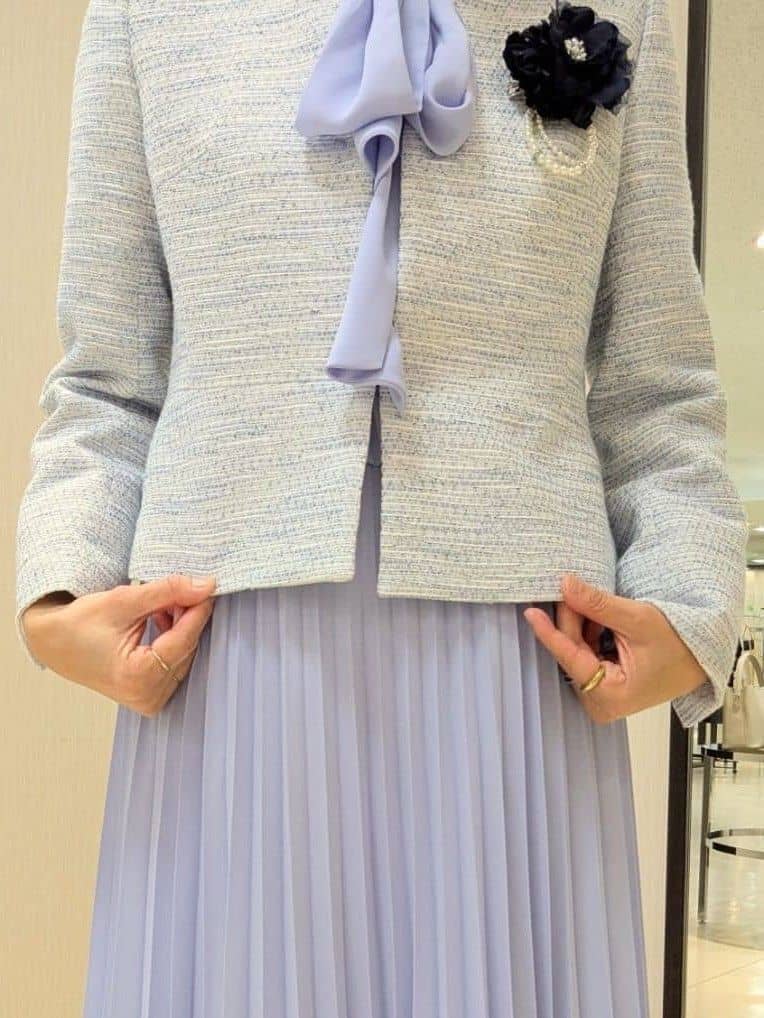 u-macoさんの「UNTITLED｜【きれいめ】ツイード ペプラムジャケット」を使ったコーディネート