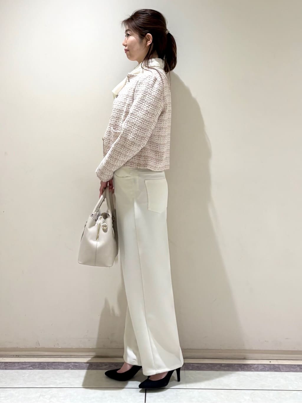 sakiさんの「COUP DE CHANCE｜【手洗い可／日本製】シアーリボンブラウス」を使ったコーディネート