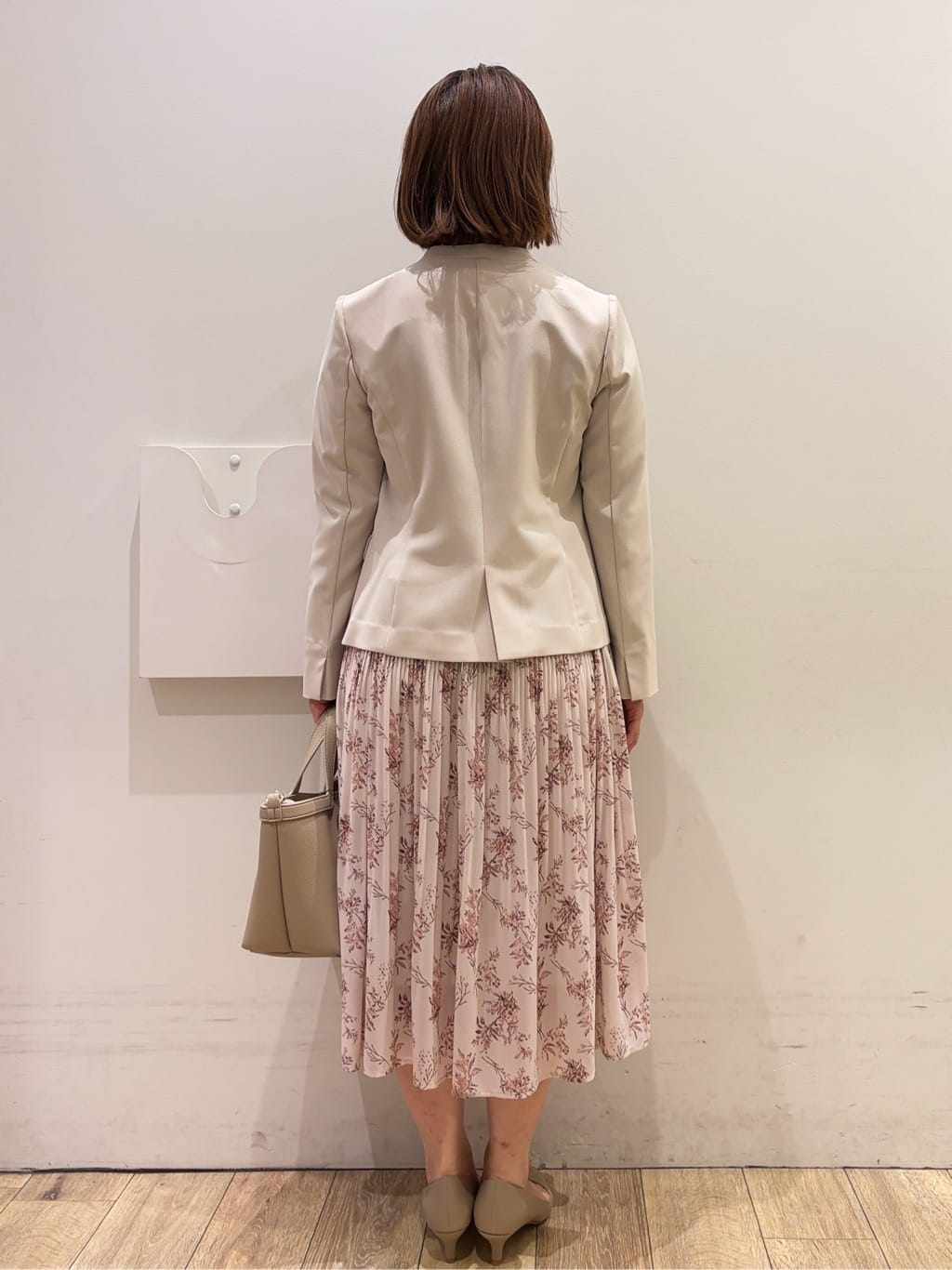 YUKOさんの「index｜【接触冷感／吸水速乾】ノーカラージャケット／セットアップ対応可《洗える／防シワ／ストレッチ》」を使ったコーディネート