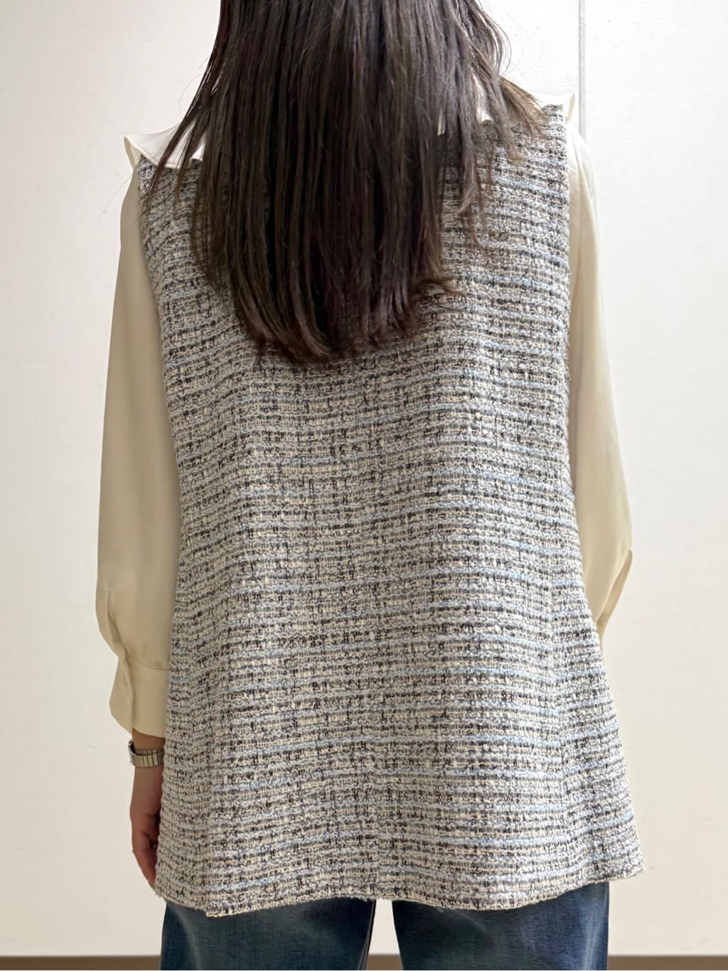 mamiさんの「INDIVI｜【洗える】ラッフルサテンブラウス」を使ったコーディネート