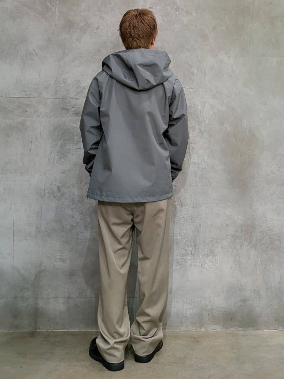 daiさんの「THE SHOP TK｜【季節の変わり目に最適】ナイロンマウンテンパーカ  防風/洗濯機OK」を使ったコーディネート