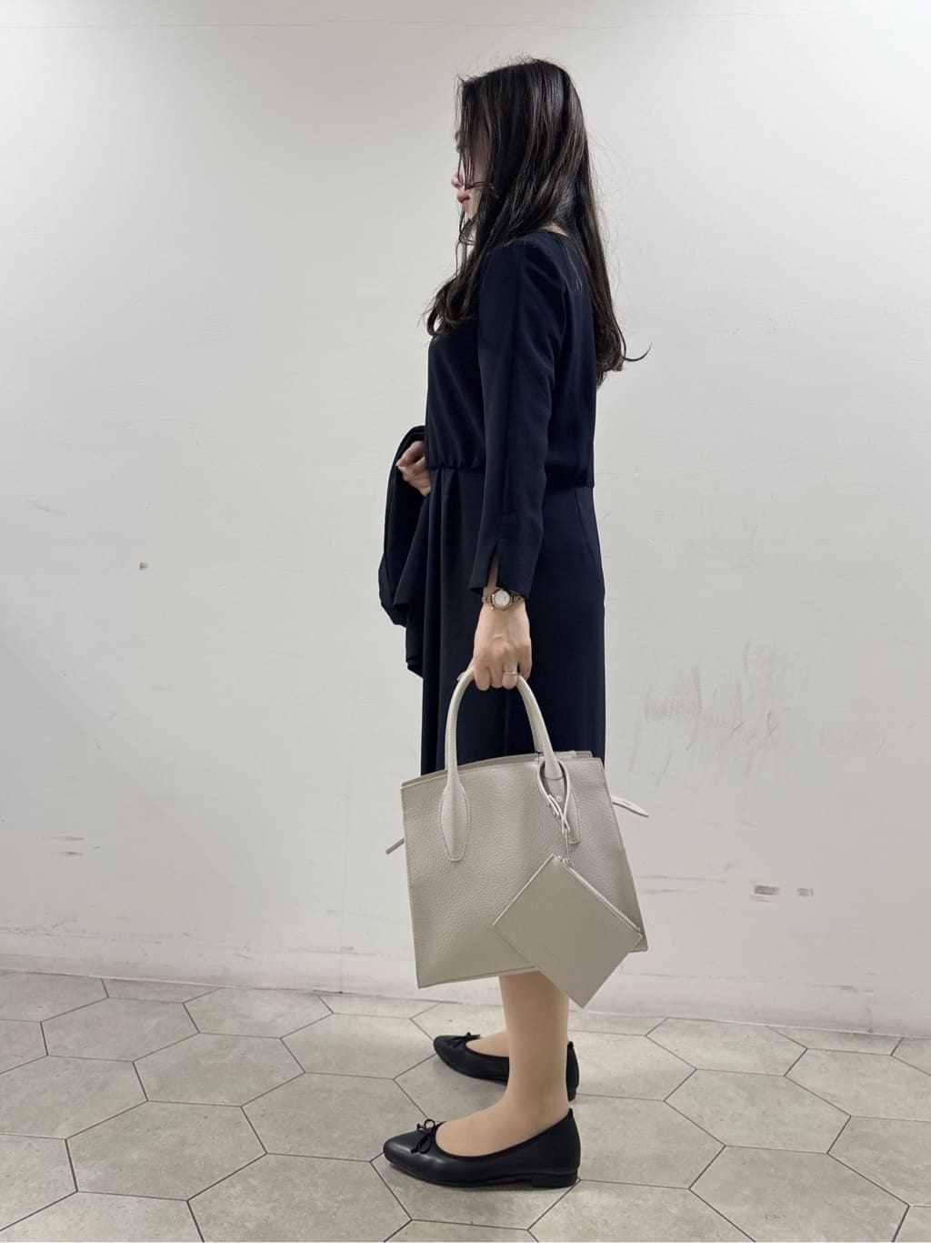 kahoさんの「INDIVI｜【洗える／多機能／SETUP可】着る日傘ダブルジャケット」を使ったコーディネート