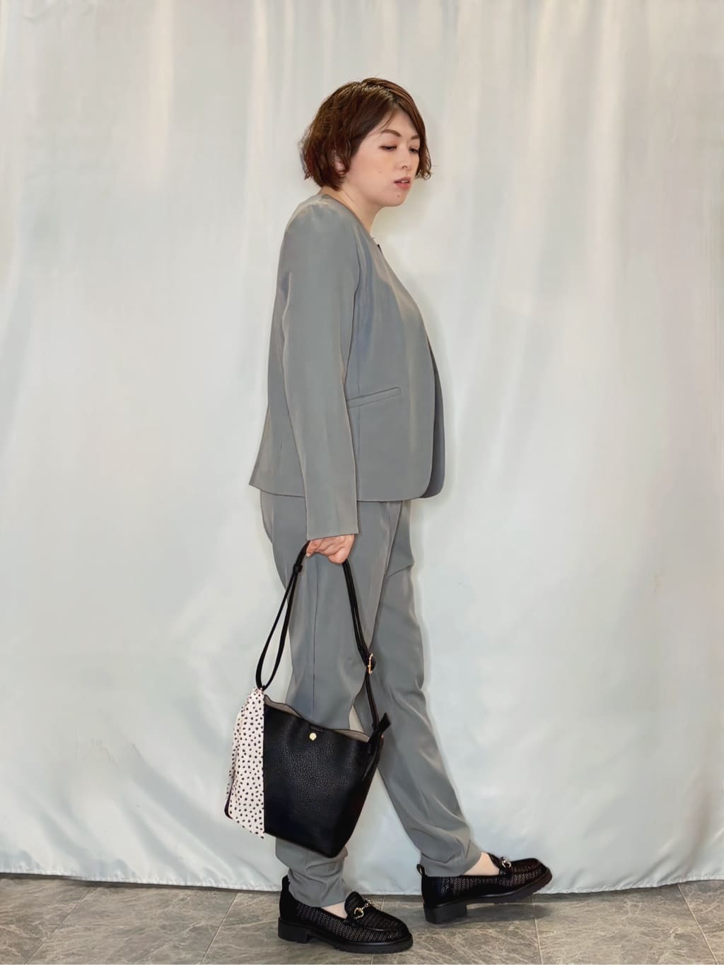 たみさんの「SHOO･LA･RUE｜【洗濯機可/UV/SS-3L】すっきり好印象 ノーカラージャケット」を使ったコーディネート