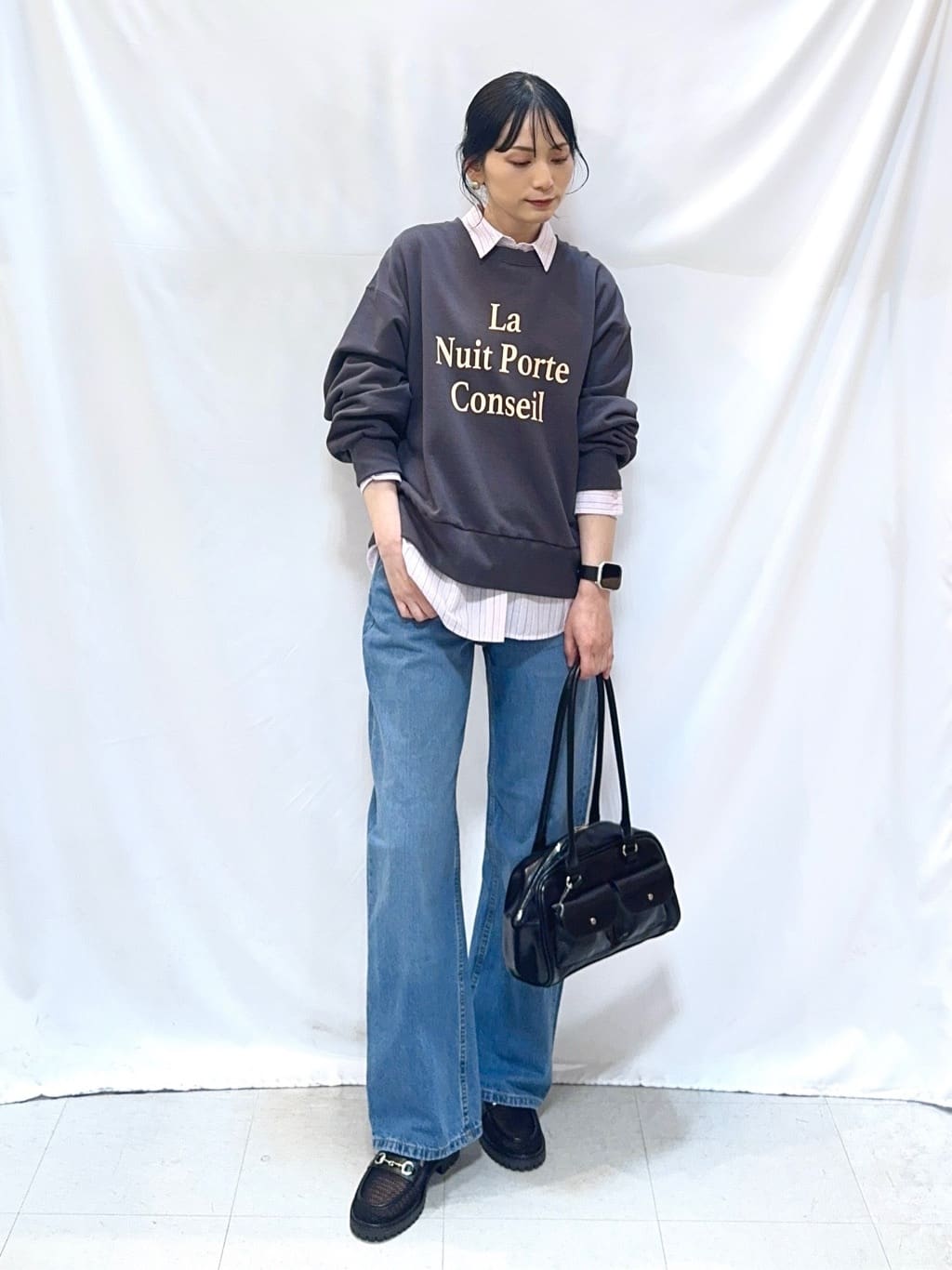 𝐇𝐢𝐫𝐨𝐦𝐢さんの「SHOO･LA･RUE｜【綿100%/洗濯機可/S-LL/選べる4柄】ゆるく決めたい日に プリントアソートスウェット」を使ったコーディネート