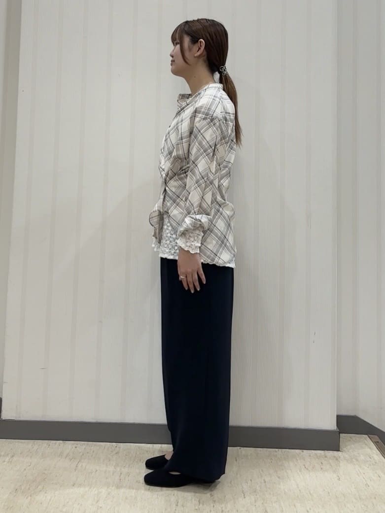 ちひさんの「INDIVI｜【洗える／UVケア／SETUP可】着る日傘ワイドパンツ」を使ったコーディネート