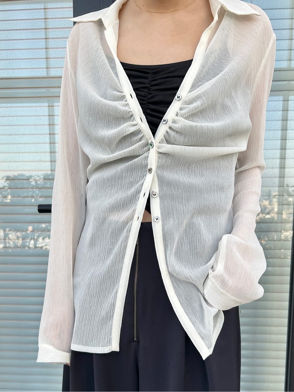 harunaさんの「CODE A｜thin gather shirts」を使ったコーディネート