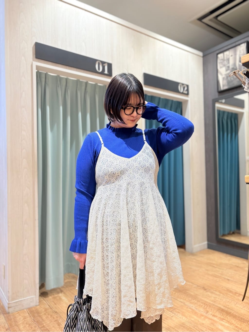 砂糖さんの「SHOO･LA･RUE｜【前後2WAYネック】レイヤードスタイルにおすすめ レースキャミチュニック」を使ったコーディネート