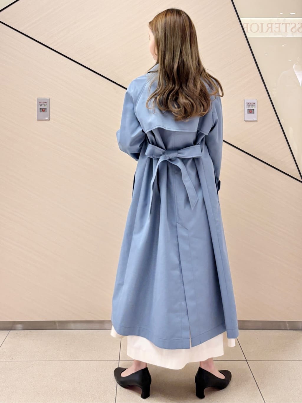 清水夏姫さんの「DRESSTERIOR｜【ウォッシャブル/美シルエット】ライトトレンチコート」を使ったコーディネート