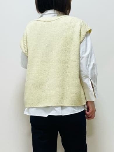 Riiさんの「Reflect｜【レイヤードにおすすめ◎】ペプラムデザインシャツ」を使ったコーディネート