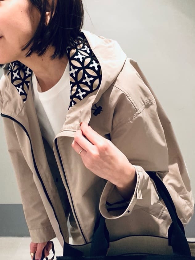 Furuさんの「DRESSTERIOR｜【ウォッシャブル/撥水素材】撥水ツイル マウンテンパーカー」を使ったコーディネート