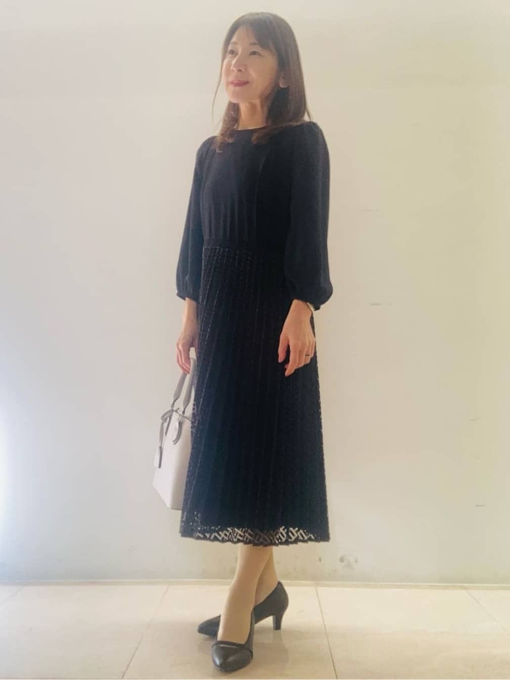 kurodaさんの「Reflect｜【SS-4Lサイズ】シフォン&times;幾何柄レースプリーツワンピース」を使ったコーディネート