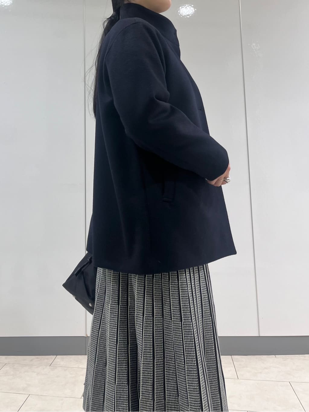 hasuさんの「INDIVI｜【洗える】エアリーシャギートップス」を使ったコーディネート