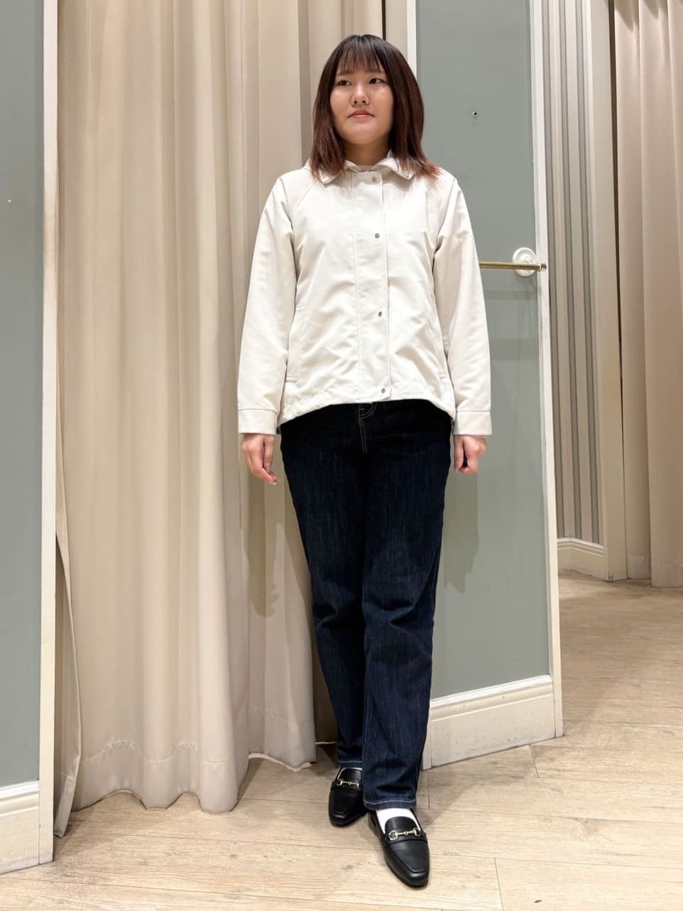 yuukaさんの「grove｜【撥水】きれいめに着こなせるマウンテンパーカ」を使ったコーディネート