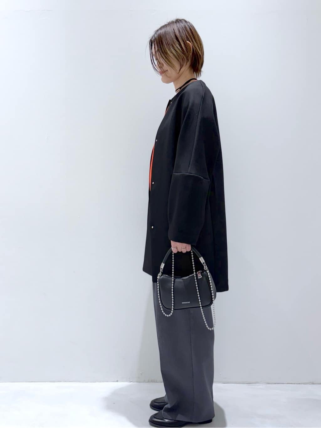 こじさんの「OPAQUE.CLIP｜フォルムスリーブミドルコート【洗濯機OK】」を使ったコーディネート