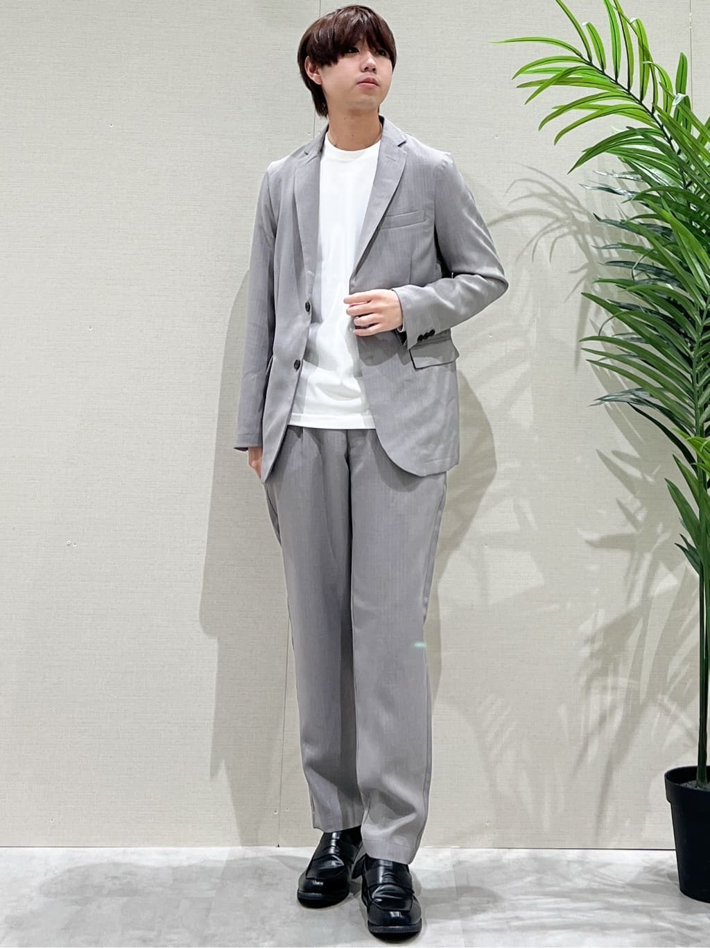 SHI-MAさんの「THE SHOP TK｜【LINO FINE】リネンライク テーラードジャケット 吸水速乾/イージーケア/UVカット/洗濯機」を使ったコーディネート