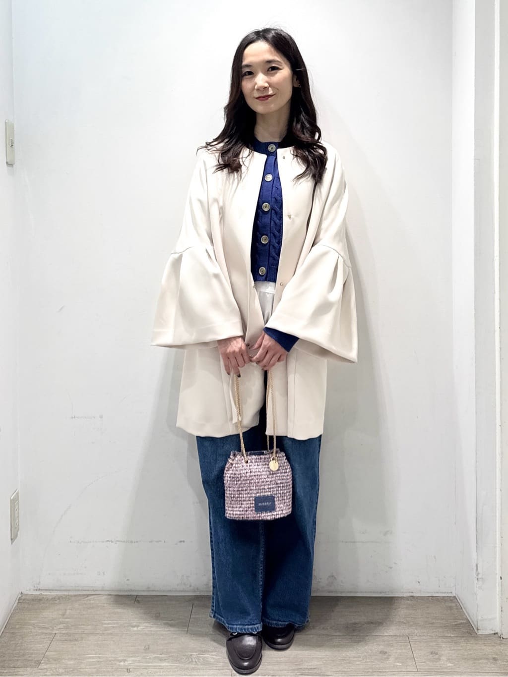 yuicciさんの「OPAQUE.CLIP｜フレアスリーブミドルコート【洗濯機OK】」を使ったコーディネート