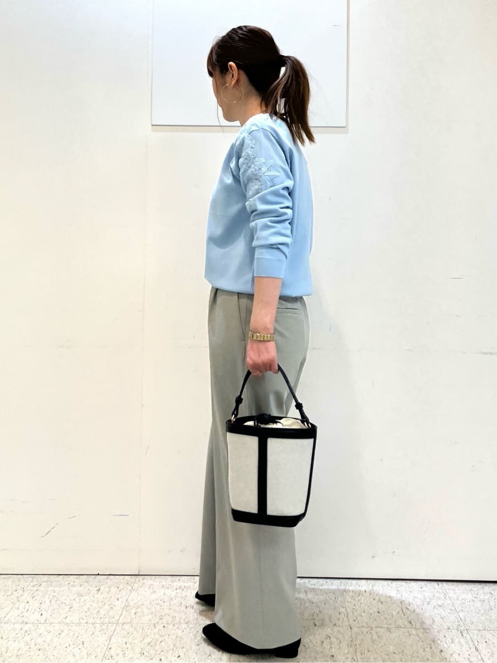 kozuさんの「Reflect｜レースデザインスリーブニットプルオーバー」を使ったコーディネート