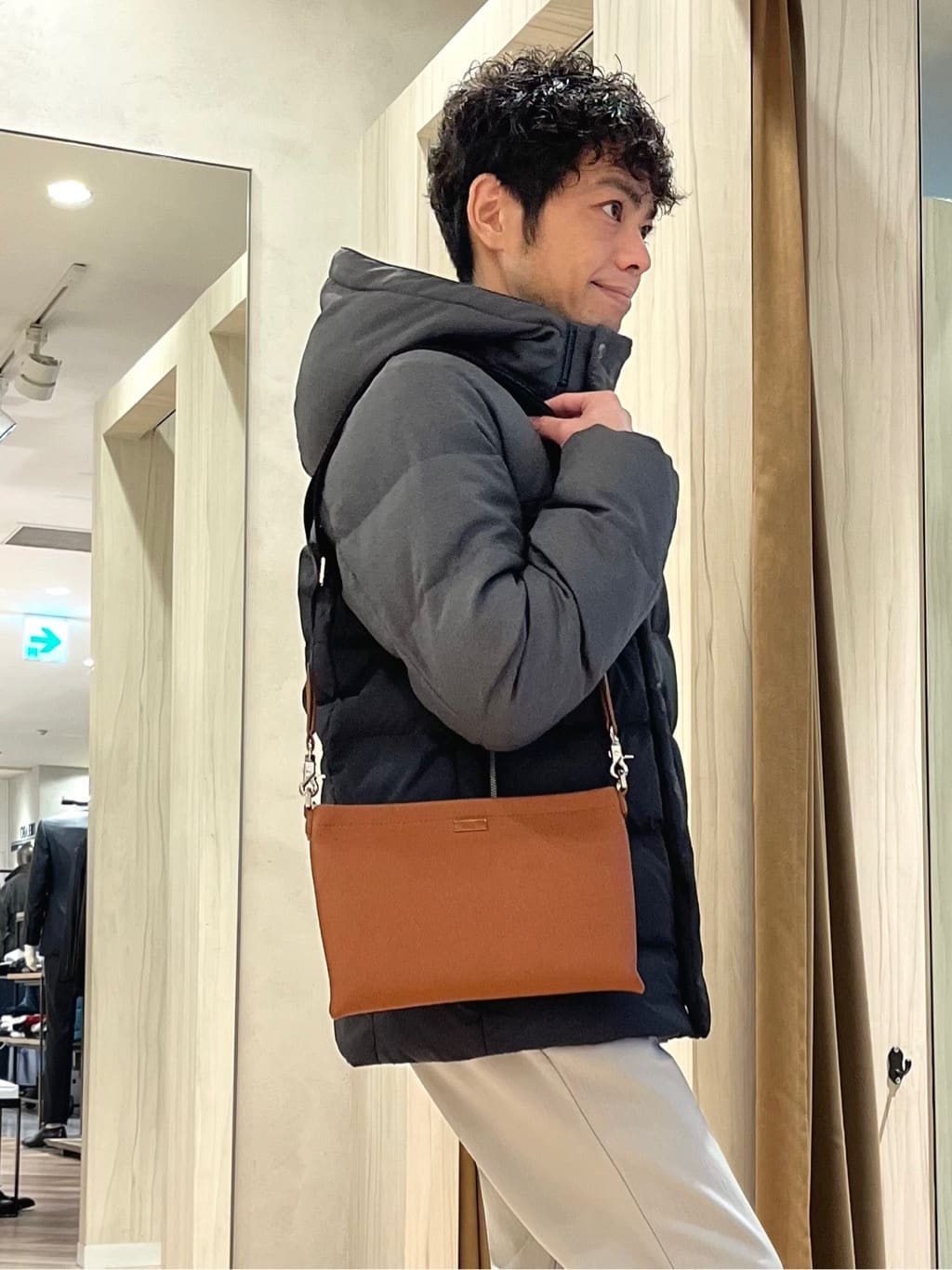 URAさんの「TAKEO KIKUCHI｜カラーコンビ ダウンブルゾン」を使ったコーディネート