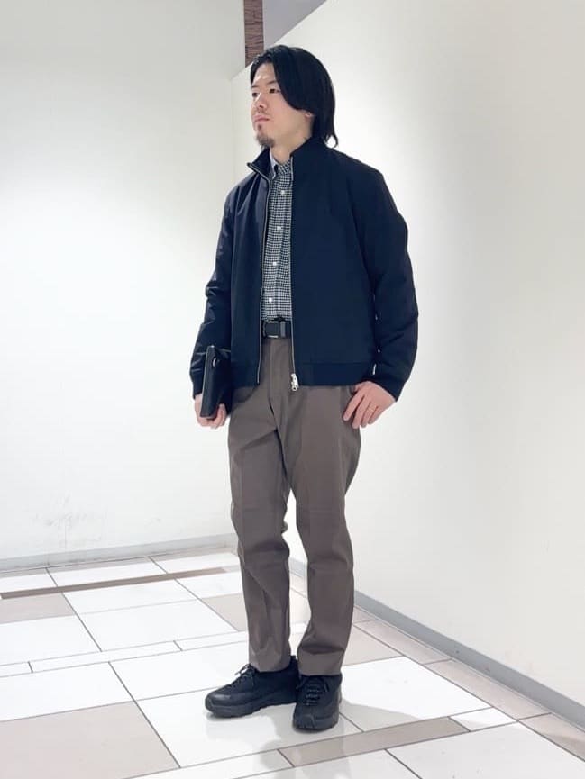 及川さんの「TAKEO KIKUCHI｜スタンドカラー ショート リブ ブルゾン」を使ったコーディネート
