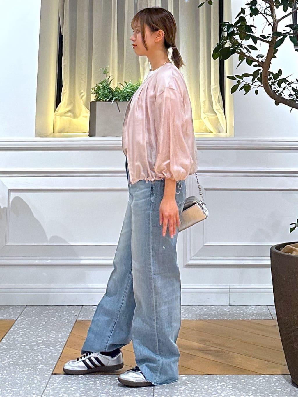 なべこさんの「DRESSTERIOR｜ウォッシャブル シアーショートブルゾン」を使ったコーディネート