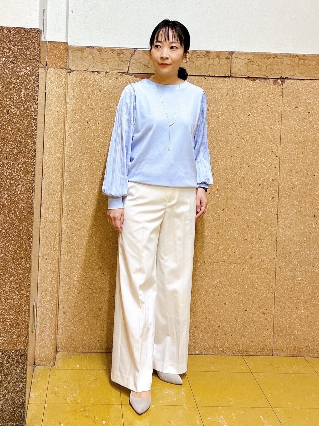 hattoriさんの「INDIVI｜【洗える／華やか】袖プリーツニット」を使ったコーディネート