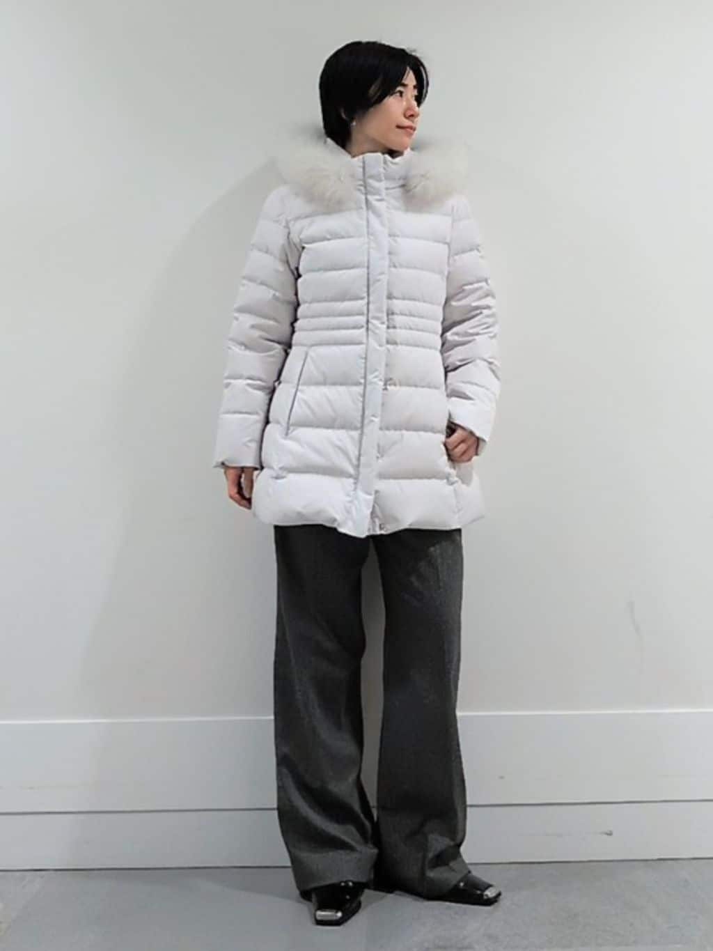 ミズタさんの「UNTITLED｜【はっ水機能/フード取り外し可】ミディダウンコート」を使ったコーディネート
