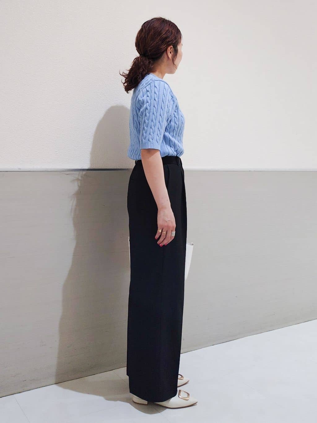 maruさんの「THE SHOP TK｜【通勤にもカジュアルにも】CAVIAN ジレ/セットアップ可」を使ったコーディネート
