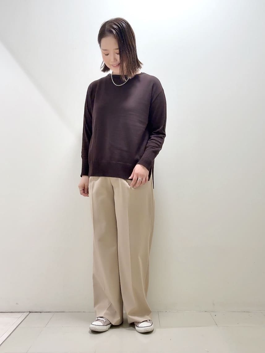YUIさんの「UNTITLED｜【8色展開/体型カバー】魅せるタイムレスニット」を使ったコーディネート