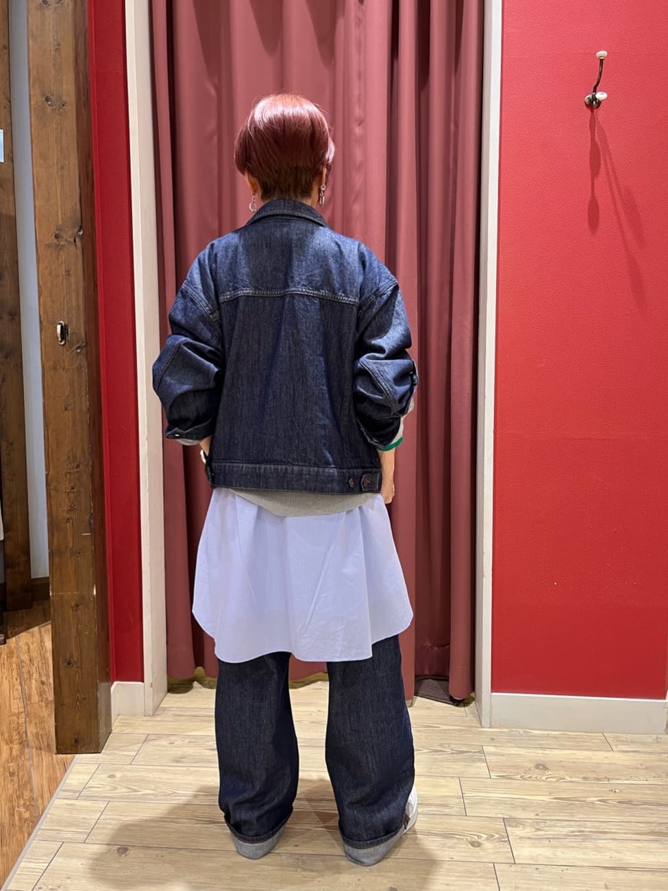 アンディさんの「SHOO･LA･RUE｜【SHOO・LA・RUE DENIM】羽織るだけでこなれる　オーバーサイズデニムジャケット」を使ったコーディネート