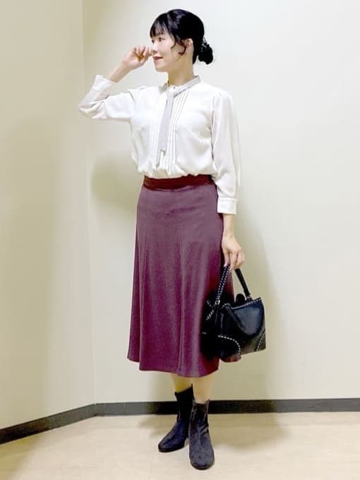  beni_gingerさんの「Reflect｜【通勤】スエードライクフレアスカート」を使ったコーディネート