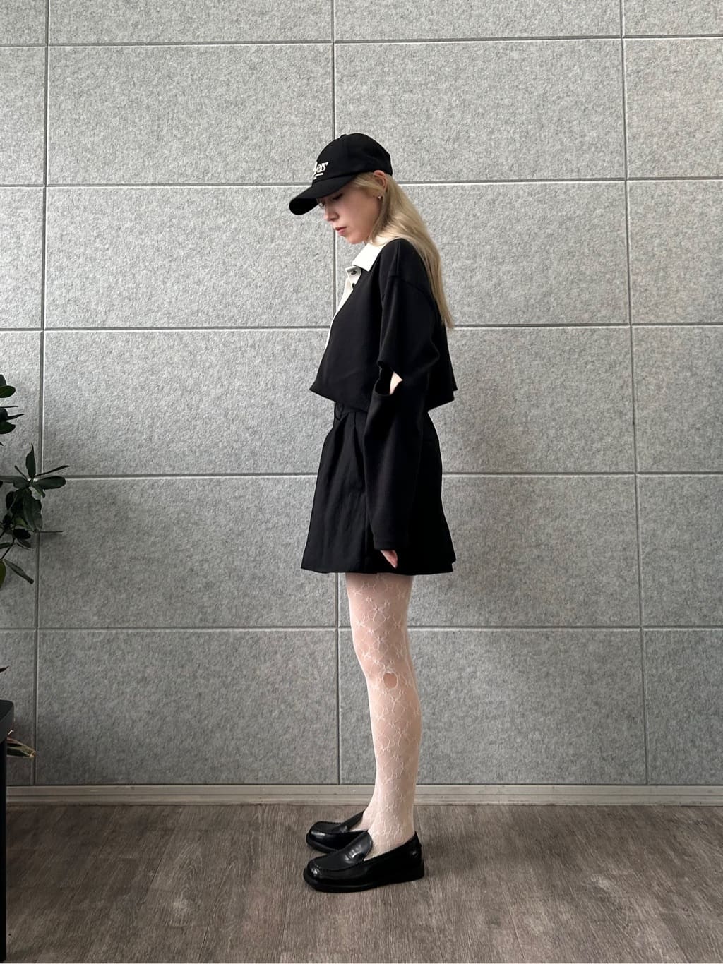 honoka Aさんの「CODE A｜cropped lager tee」を使ったコーディネート