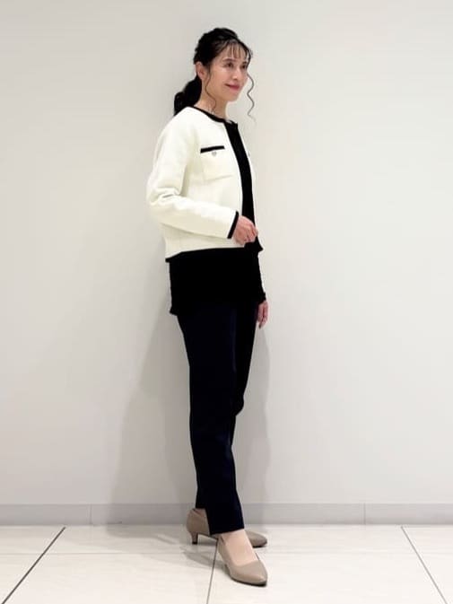 kayoさんの「INDIVI｜【軽量】ブークレジャケット ニットカーディガン」を使ったコーディネート