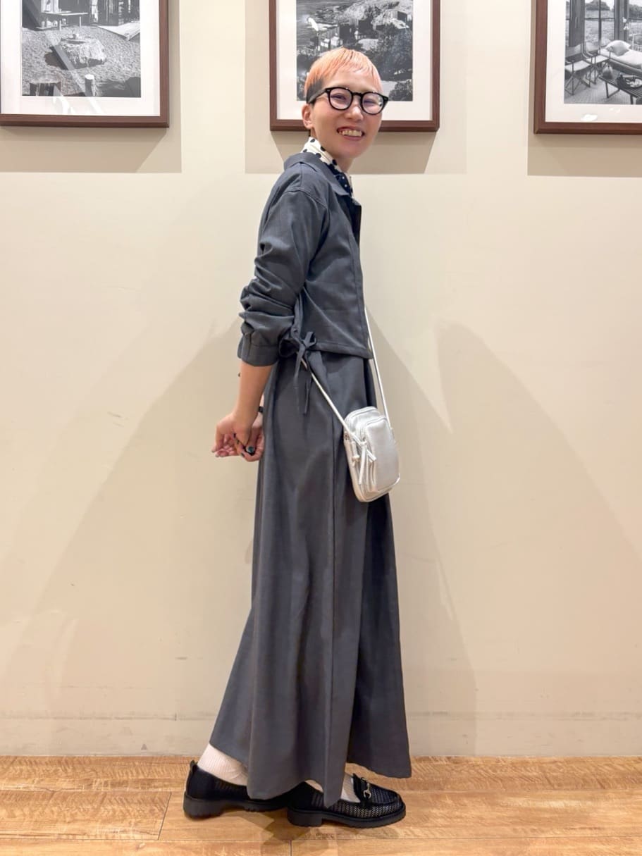 Ayumiさんの「SHOO･LA･RUE｜スクエアミニショルダーバッグ」を使ったコーディネート